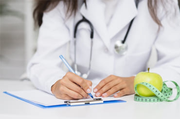 ¿Qué servicios ofrecen en la clínica de nutrición?